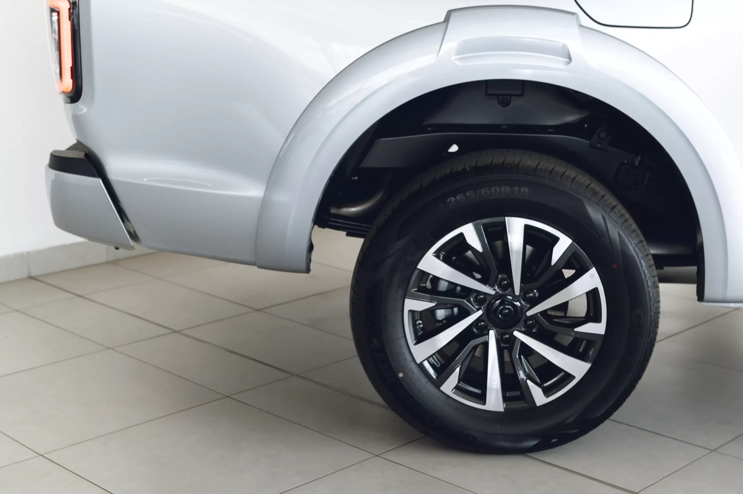 Vehicle Image for 3/3for GWM P300 2.4T double cab LS (automatic | diesel)