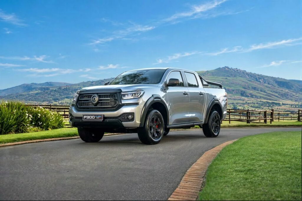 GWM’s First Electrified P300 Bakkie Packs 310 kW, 750 Nm and 115 km of Electric Range